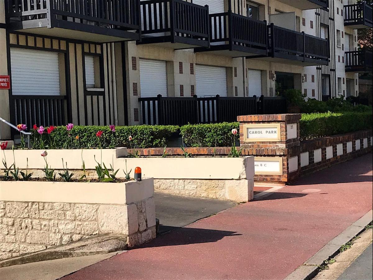 Appartement 3 Chambres Avec Roof Top A 5 Mn De La Plage Deauville Ngoại thất bức ảnh